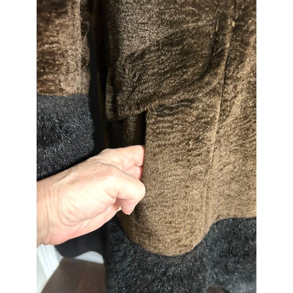 VINTAGE 60'S FAUX FUR COAT BROWN SIMULATED PERSIAN LAMB FAUX TRIM - Picture 2 of 11